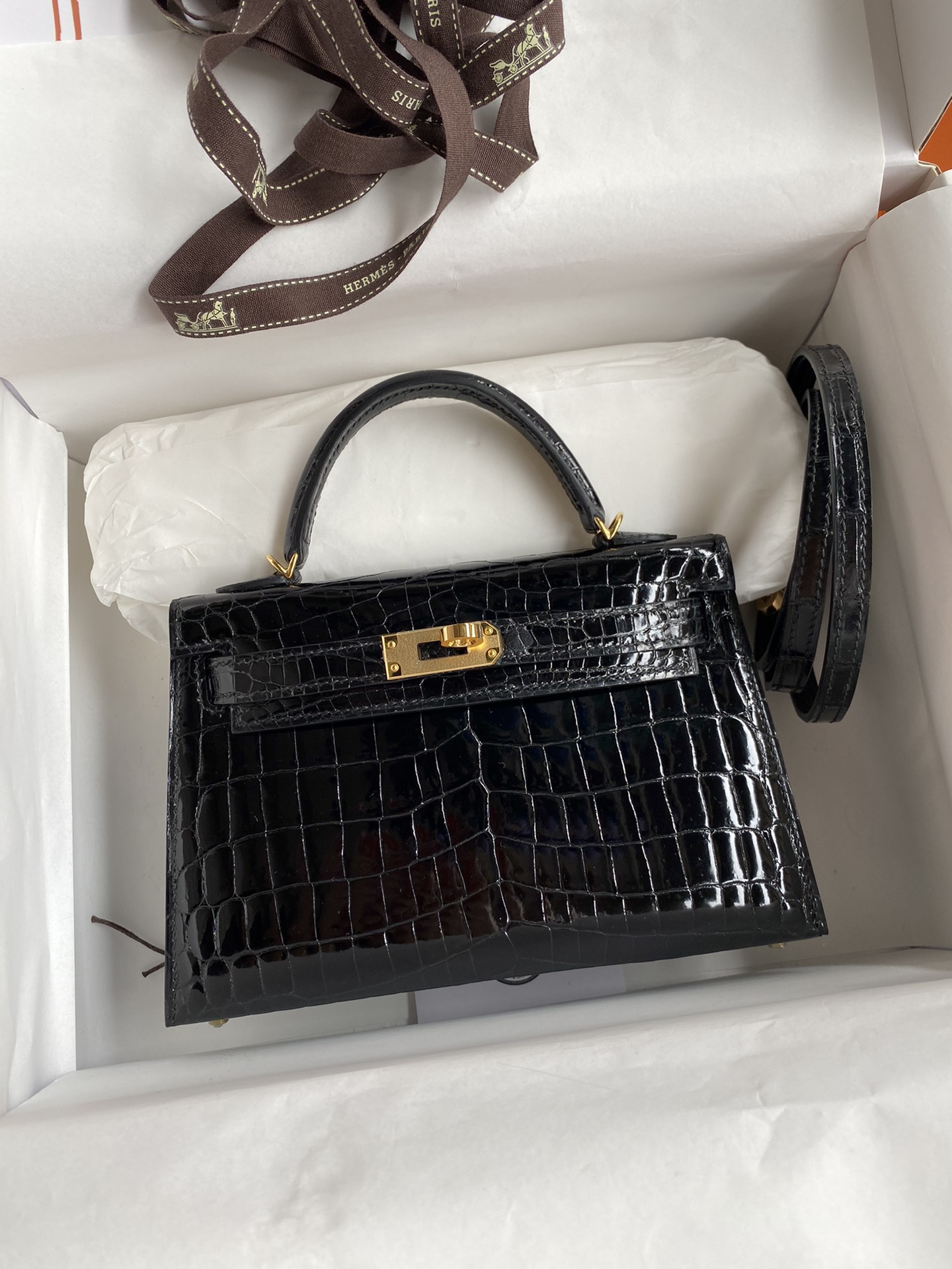 Hermes Kelly Mini II Bag 19CM In Black Shiny Alligator Leather